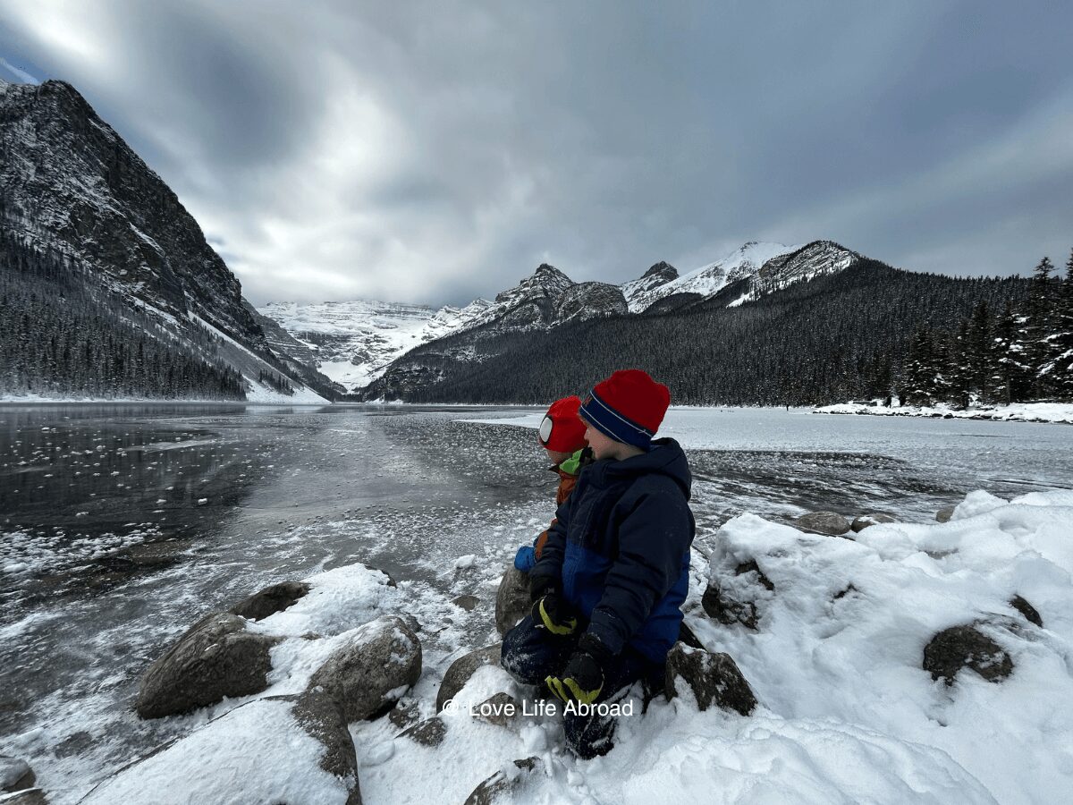 5 Reasons Why You Should Consider Visiting Banff In November