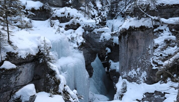 maligne-canyon