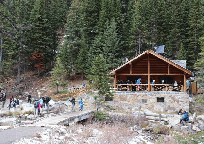 agnes-teahouse-lake-louise