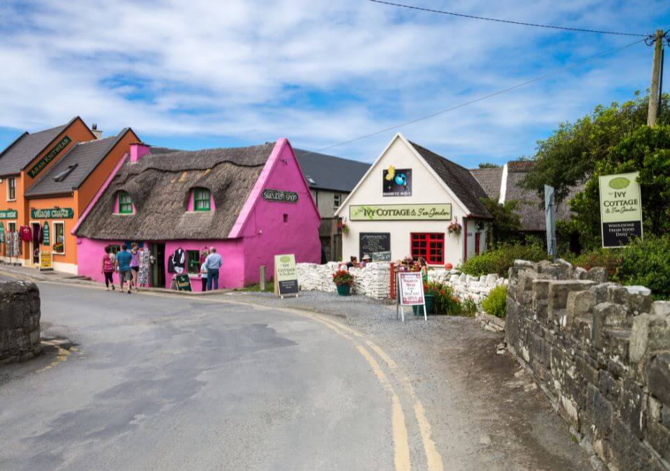 Artistic little house in Doolin during Shannon to Ireland itinerary.