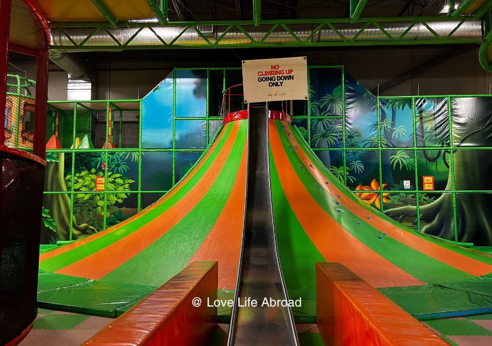 Hide N Seek indoor playground in Calgary