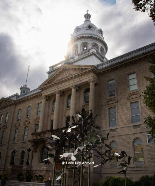 Walking around Old Saint-Boniface and admiring the Collège Universitaire