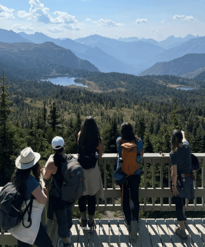 Group of women at Sunshine Meadows 1 » Love Life Abroad Group of women at Sunshine Meadows